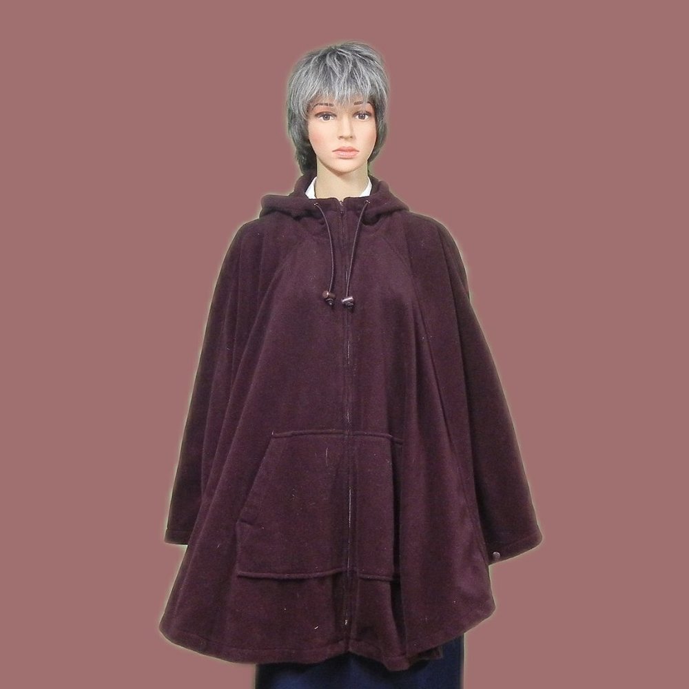 BRANDON THOMAS Vintage Hooded, Zippered Cape ~ One Size Fits All ~ Plum